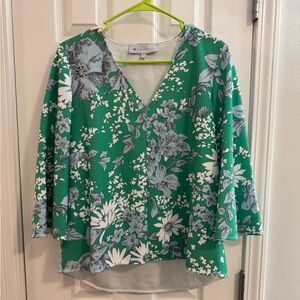 Tuckernuck floral blouse. Size S
